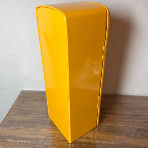 SMEG x Veuve Clicquot Champagne Yellow Fridge Style Promotion Empty Bottle Case - Picture 9 of 9
